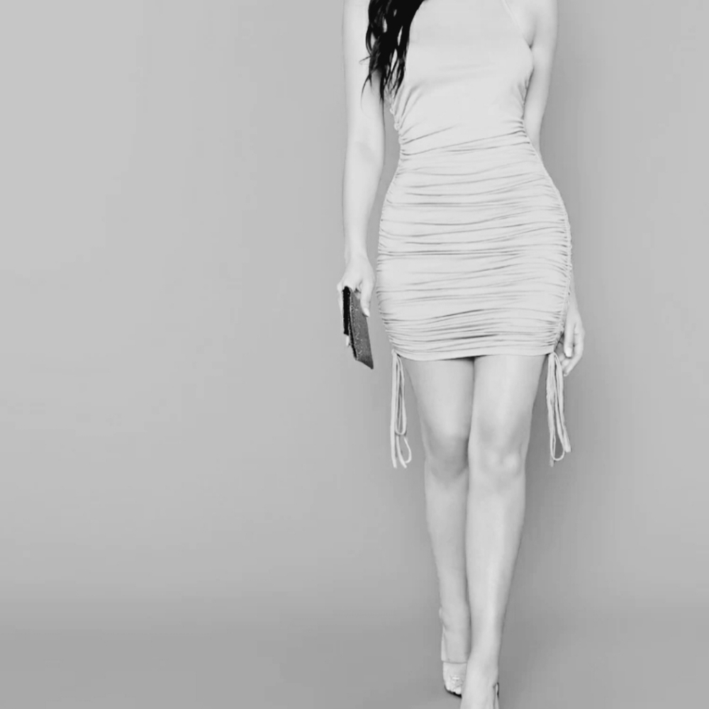 🆕️ *FINAL* Soft-Knit Racer-Back Ruched Dress - Picture 8 of 12